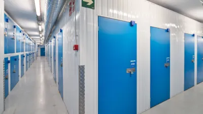 Trastero en alquiler en Carretera Reial, 141, cerca de Carrer del Treball, Sant Just Desvern de 450 €<span>/mes</span>