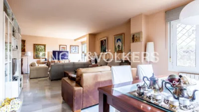 Piso en alquiler en El Porvenir, El Porvenir (Distrito Sur. Sevilla Capital) de 2.500 €<span>/mes</span>