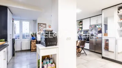 Piso en alquiler en El Porvenir, El Porvenir (Distrito Sur. Sevilla Capital) de 2.500 €<span>/mes</span>
