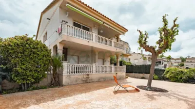 House on Carrer de Josep Puig I Cadafalch photo 41