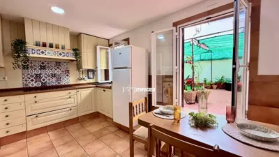 Apartment on Calle de Castrojeriz photo 2