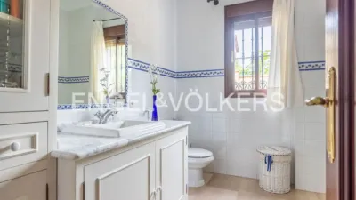 House in Oromana photo 28