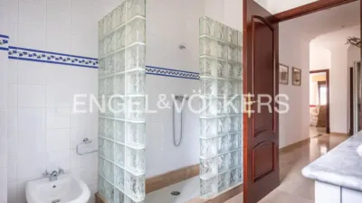 House in Oromana photo 29