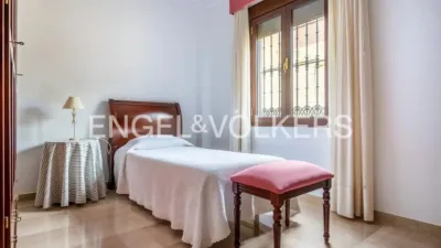 House in Oromana photo 30