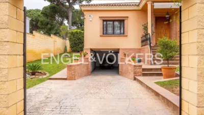 House in Oromana photo 37