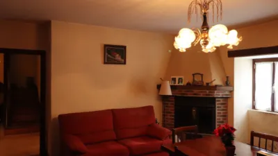 Casa en venta en Calle Carretera, Santa Lutzi-Anduaga (Ezkio-Itsaso) de 400.000 €