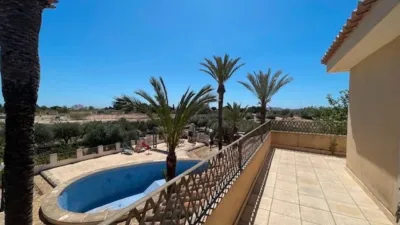 Chalet on Calle Partida del Raspeig photo 23