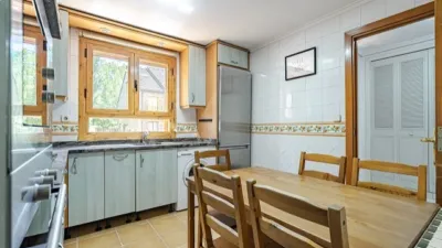 Habitación en alquiler en Estación Renfe-Los Manantiales, Estación Renfe-Los Manantiales (Guadalajara Capital) de 350 €<span>/mes</span>