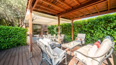 Chalet en venta en Mirasierra, Castilla (Distrito Chamartín. Madrid Capital) de 1.900.000 €