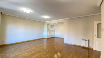 Piso en alquiler en San Pascual - Imagen 2
