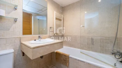 Apartment in Alameda de Osuna photo 18