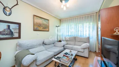 Apartment in Alameda de Osuna photo 6