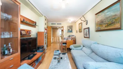 Apartment in Alameda de Osuna photo 8