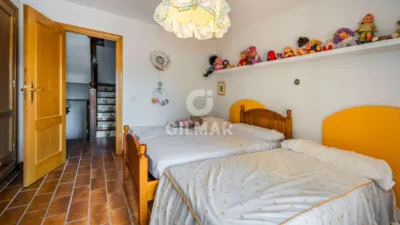 Chalet in Becerril photo 12