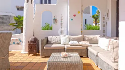 Apartment in Coto Real photo 9