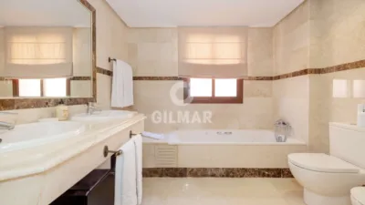 Apartment in Nueva Andalucía photo 27