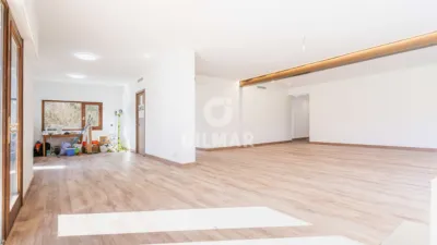 Chalet in Villafranca del Castillo photo 8