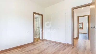 Chalet in Villafranca del Castillo photo 20