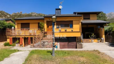 Chalet in Becerril photo 3