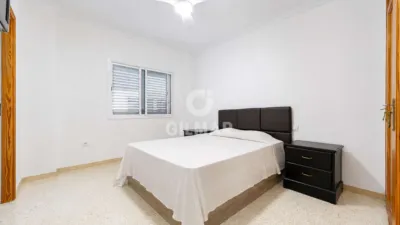 Piso en Arenales photo 14