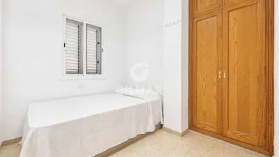 Piso en Arenales photo 9