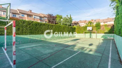 Chalet en Monterrozas-Parquerrozas photo 5