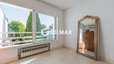 Chalet in La Moraleja photo 21