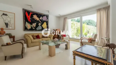 Chalet in La Moraleja photo 8