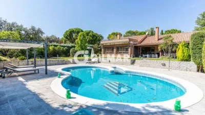 Chalet in Las Lomas photo 4