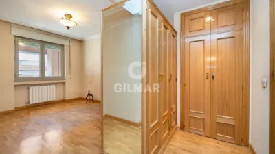Apartment in Alameda de Osuna photo 14