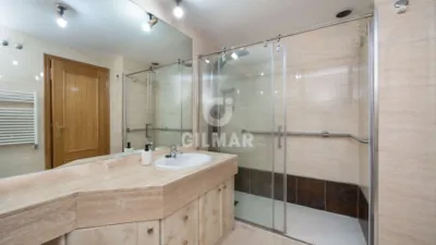 Apartment in Alameda de Osuna photo 19