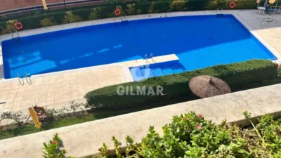 Apartment in Alameda de Osuna photo 2