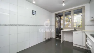 Apartment in Alameda de Osuna photo 8