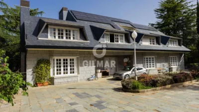 Chalet in Collado Villalba photo 2