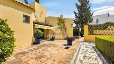 Chalet en Tomares photo 39