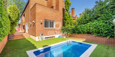 Chalet en venta en Arturo Soria, Prosperidad (Distrito Chamartín. Madrid Capital) de 1.850.000 €