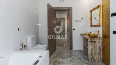 Chalet in Pozuelo de Alarcón photo 20