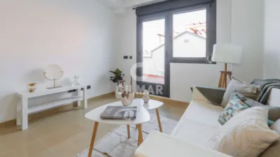 Attic Duplex in Guindalera photo 2