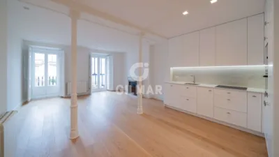 Apartment in Palacio photo 4