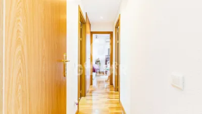 Flat in Parla photo 11
