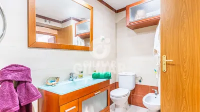 Flat in Parla photo 16