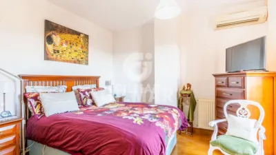 Flat in Parla photo 17