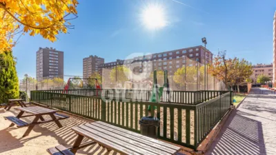 Flat in Parla photo 26
