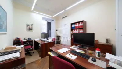 Apartment in Palacio photo 31