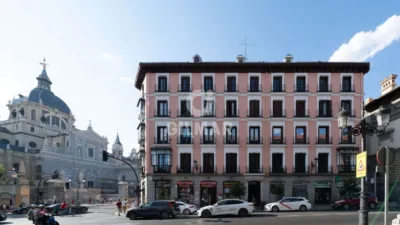 Apartment in Palacio photo 47