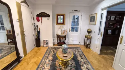 Piso en alquiler en Castellana-Orense - Imagen 2