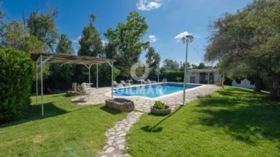 Chalet in Villamartín photo 2