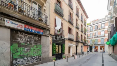 Apartment in Cortes photo 4