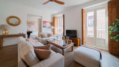 Apartment in Palacio photo 2