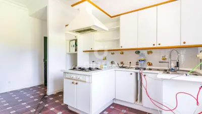 Chalet in Villafranca del Castillo photo 19